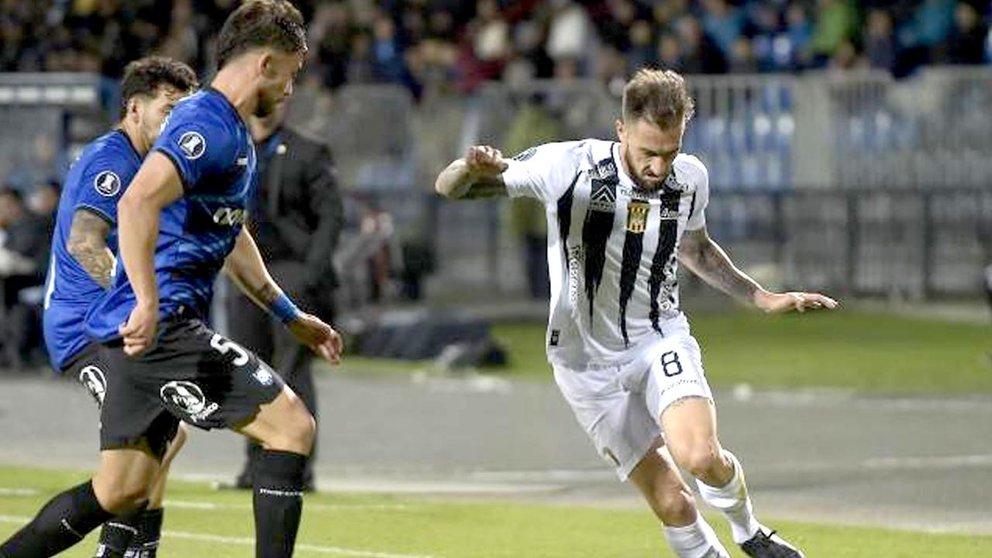 The Strongest Empat Con Huachipato Logrando Un Total De Puntos